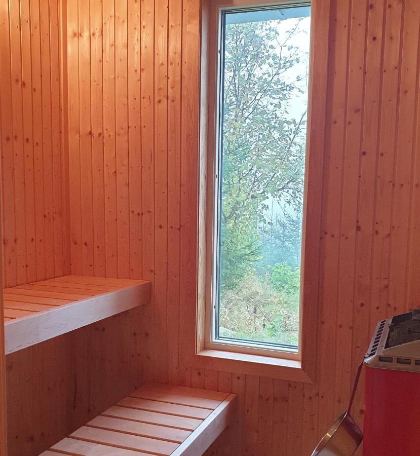 Gaeststuga I Vacker Natur, Bastu, Bubbelpool Sommartid Och Gratis Parkering Naera Ulricehamn Och Lassalyckan, Guesthouse With Nice View With Sauna And Free Parking Close To Dalsjoefors And Fishing Borås Esterno foto